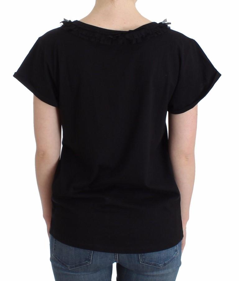 Black cotton shortsleeved top