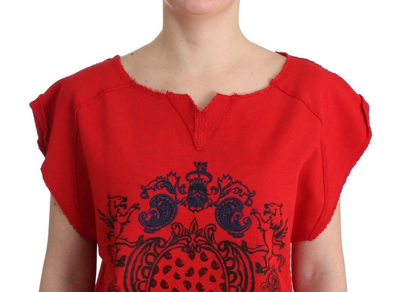 Red printed shortsleeved sweatshirt