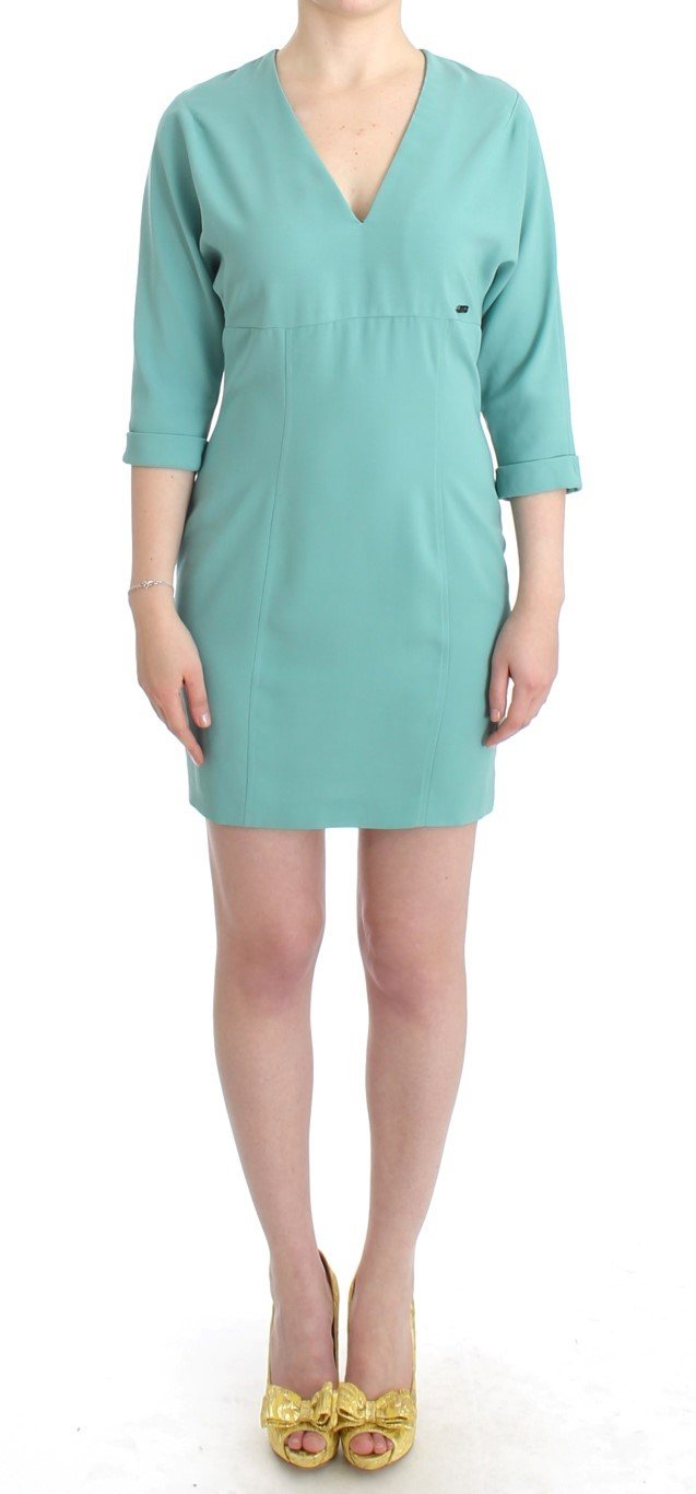 Green 3/4 sleeved sheath dress