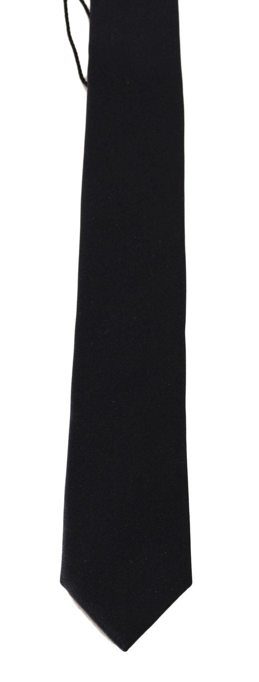 Black Silk Solid Slim Classic Tie