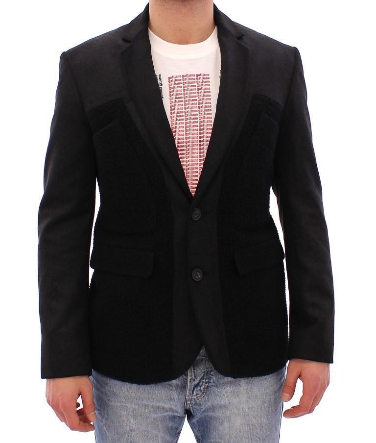 Black slim fitted blazer