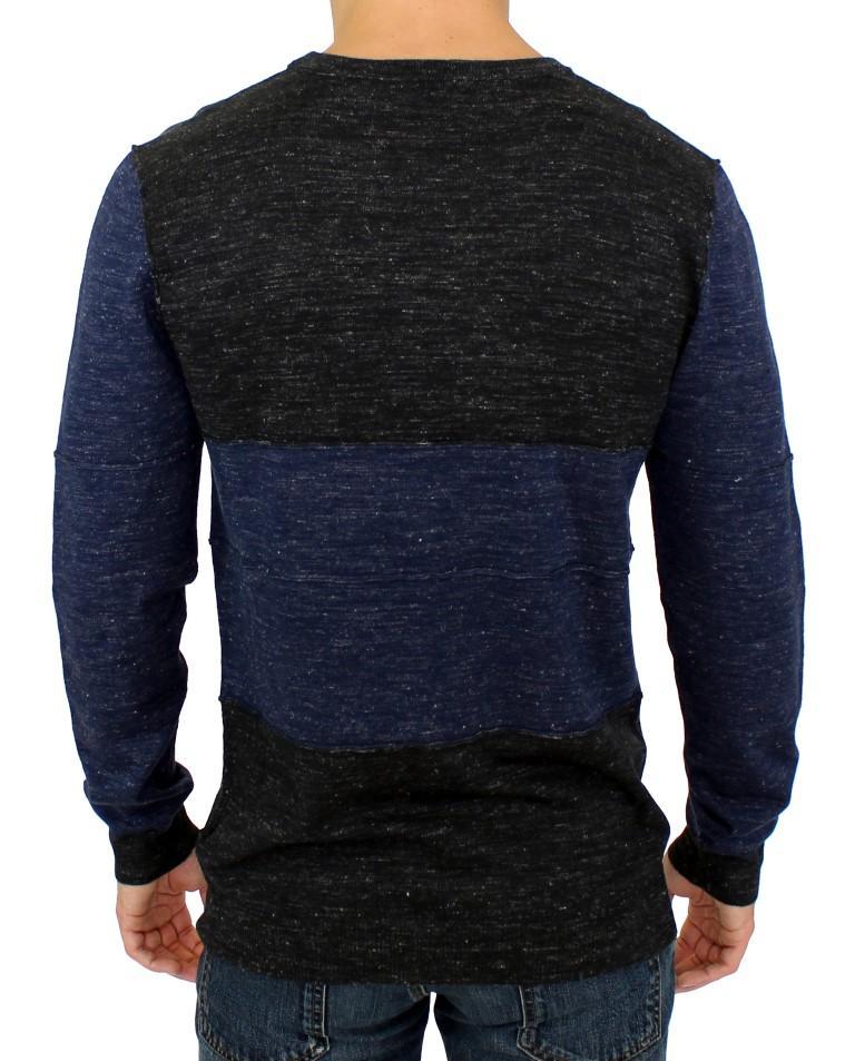 Gray crewneck wool sweater