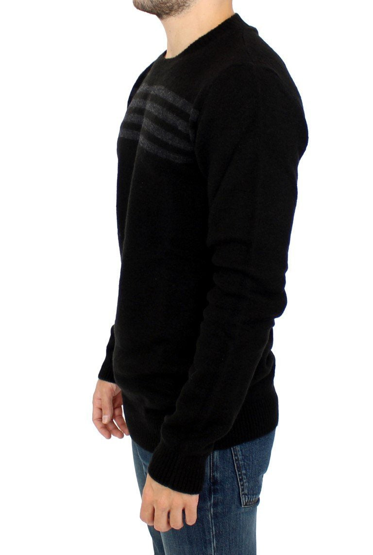 Black striped crewneck sweater