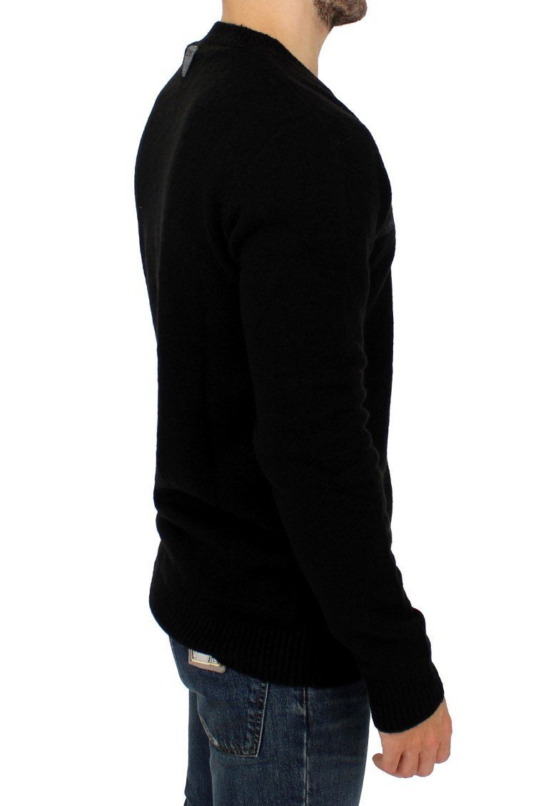 Black striped crewneck sweater