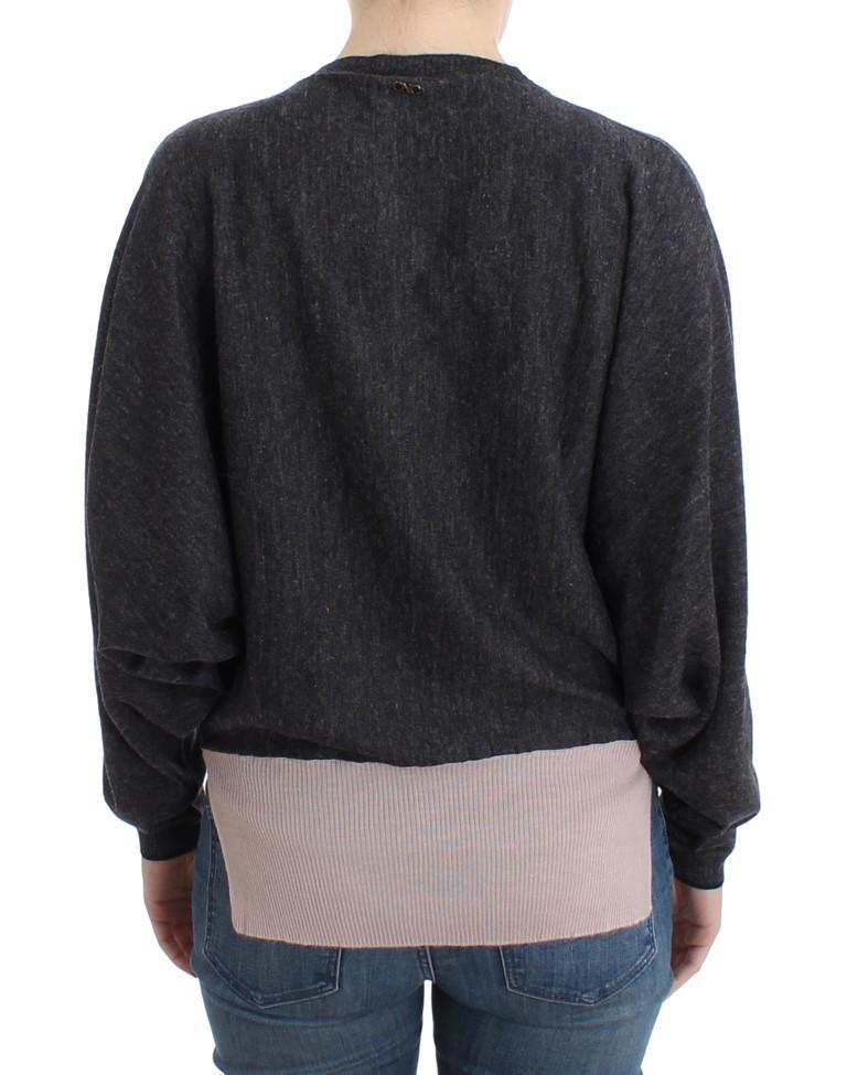 Gray knitted batwing sweater