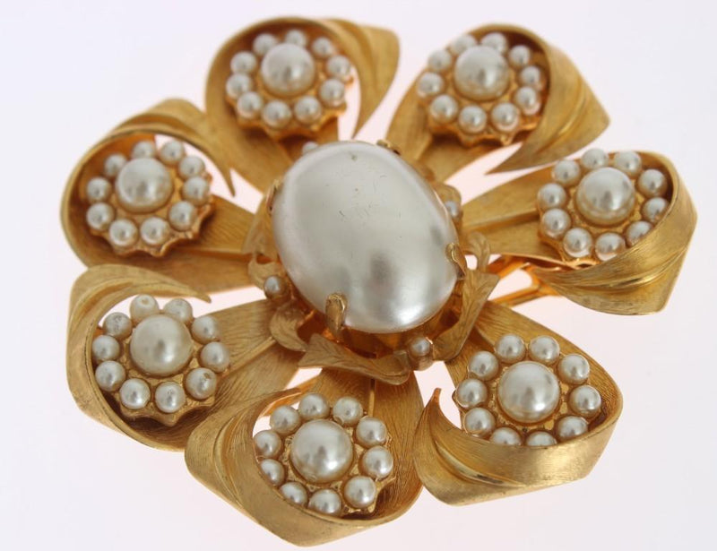 White Pearl Floral Hair Clip