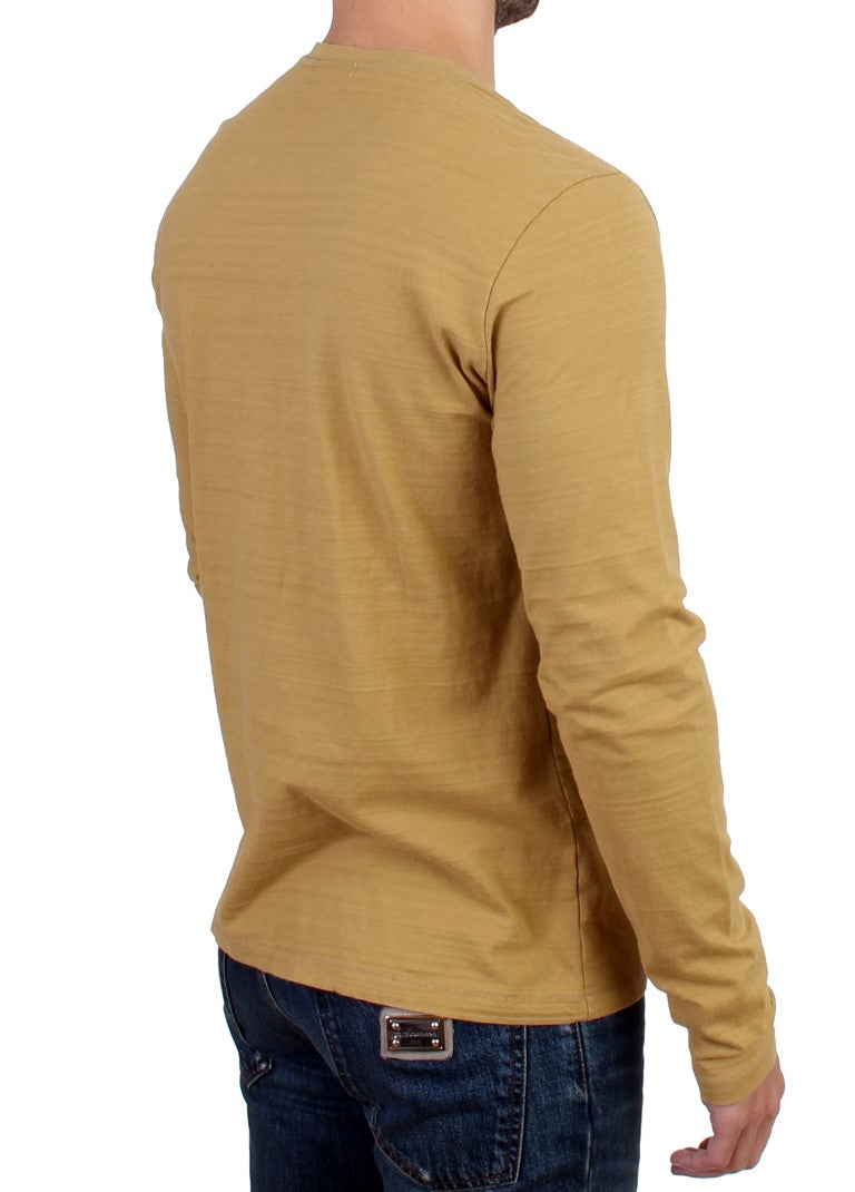 Yellow crewneck long sleeve t-shirt