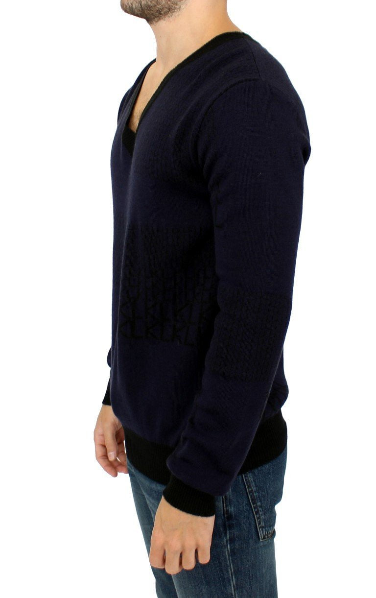 Blue v-neck pullover sweater