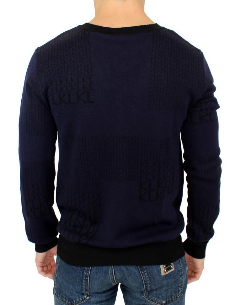 Blue v-neck pullover sweater